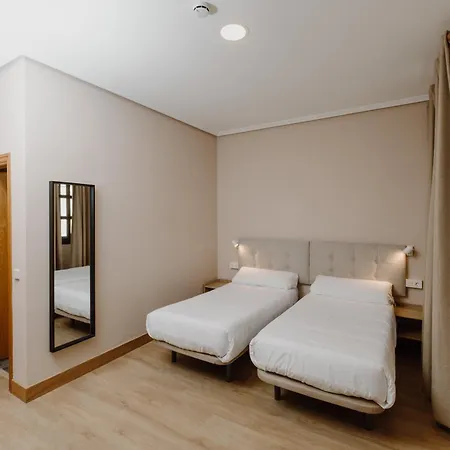 Hotel Convento De Miranda