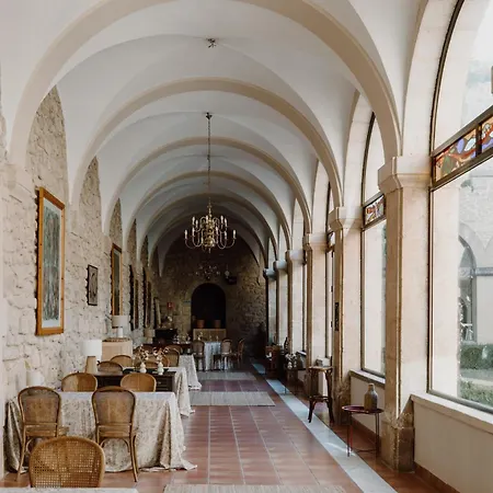 Convento De Miranda Hotel 3*