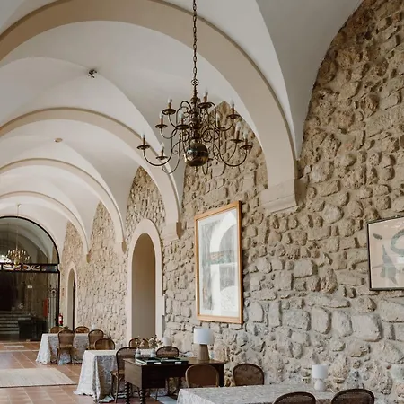 Convento De Miranda Hotel