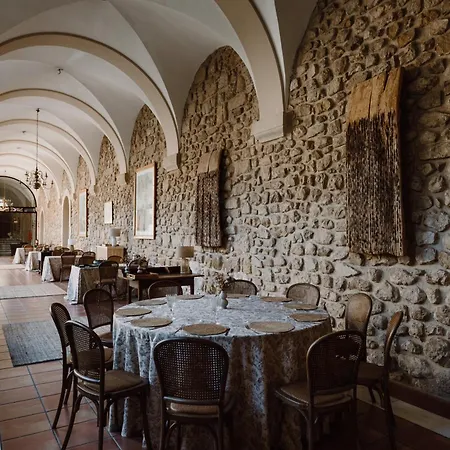 Convento De Miranda Hotel